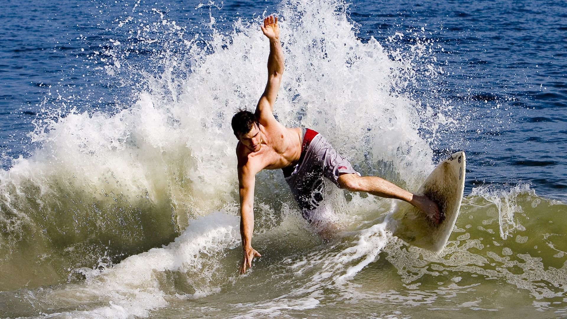 瑞典乒乓战术：精准发球与回球技巧全解析，瑞典乒乓球巅峰时期