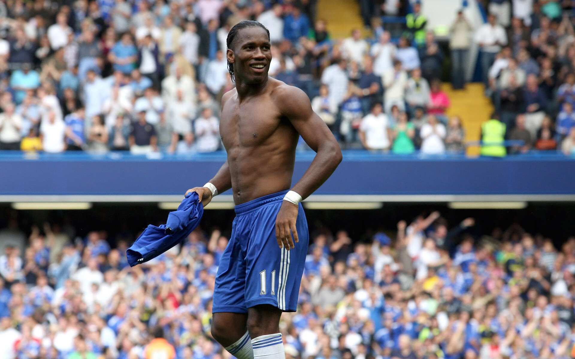 米兰体育app官网-主帅阿迈德·本贾布执教重塑球队