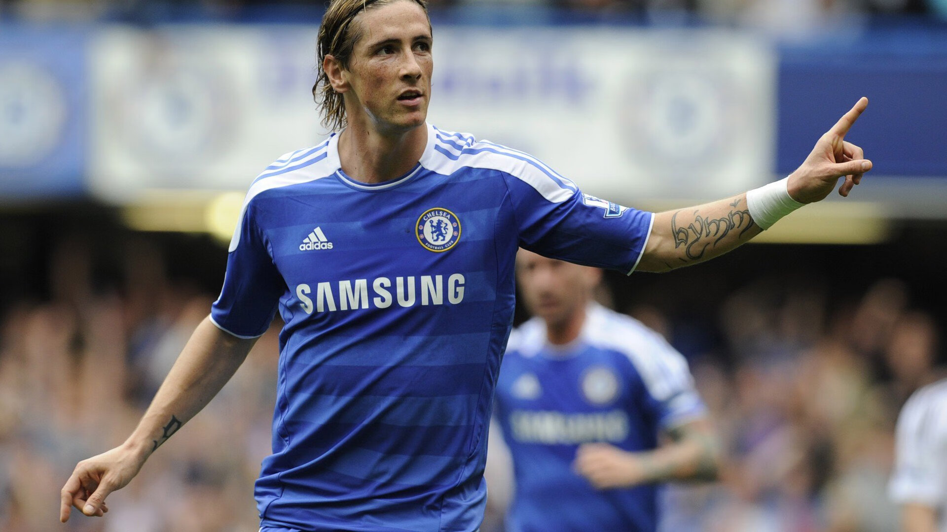 多特蒙德主场氛围火热激发全队斗志,多特蒙德主场照片